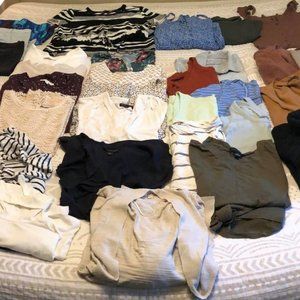 33 Clothes Items - Bundle (LOFT, BR, Under Armour, J.Crew, etc.)